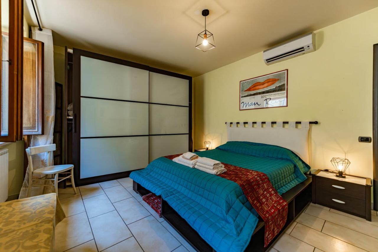 Apartamento Terrazza Dei Sarti Central Volterra Penthouse 6 Beds & More Exterior foto
