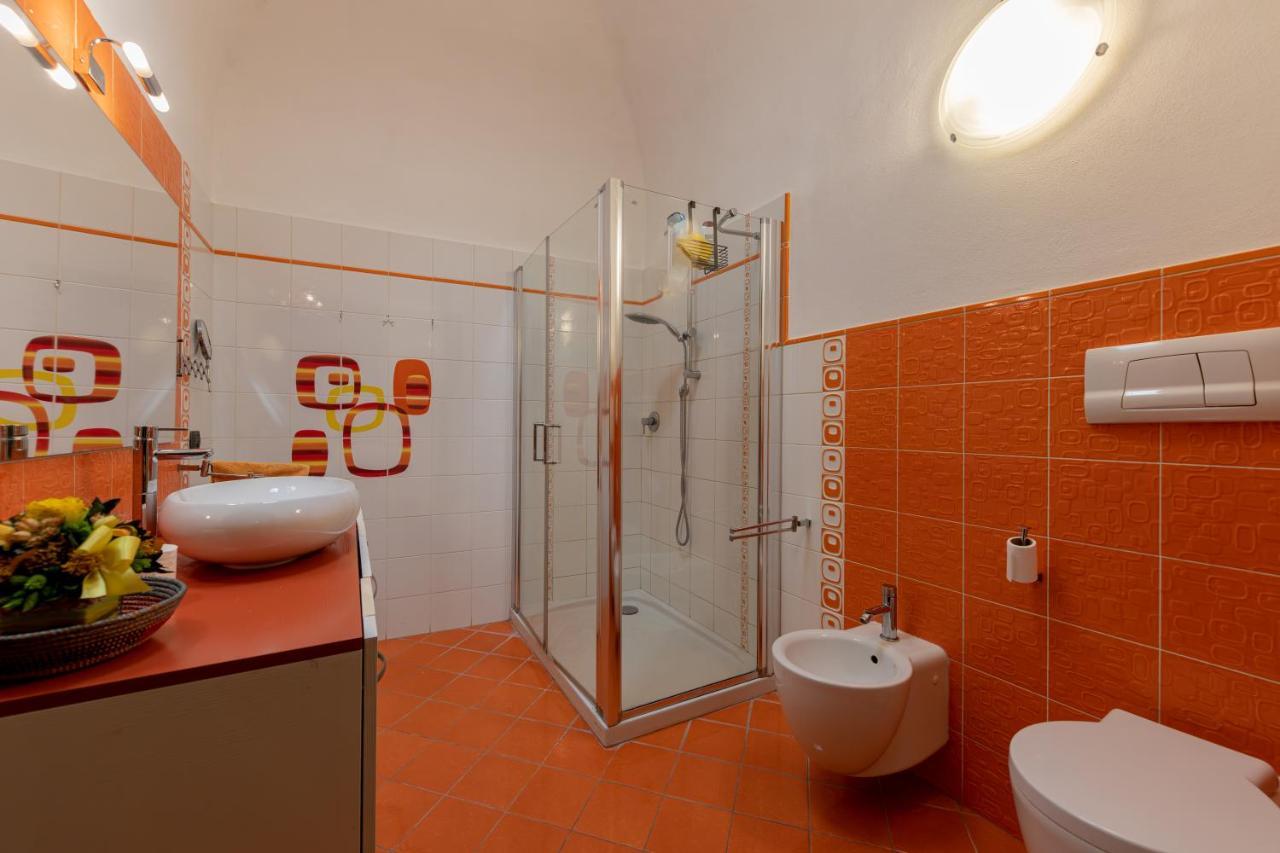 Apartamento Terrazza Dei Sarti Central Volterra Penthouse 6 Beds & More Exterior foto